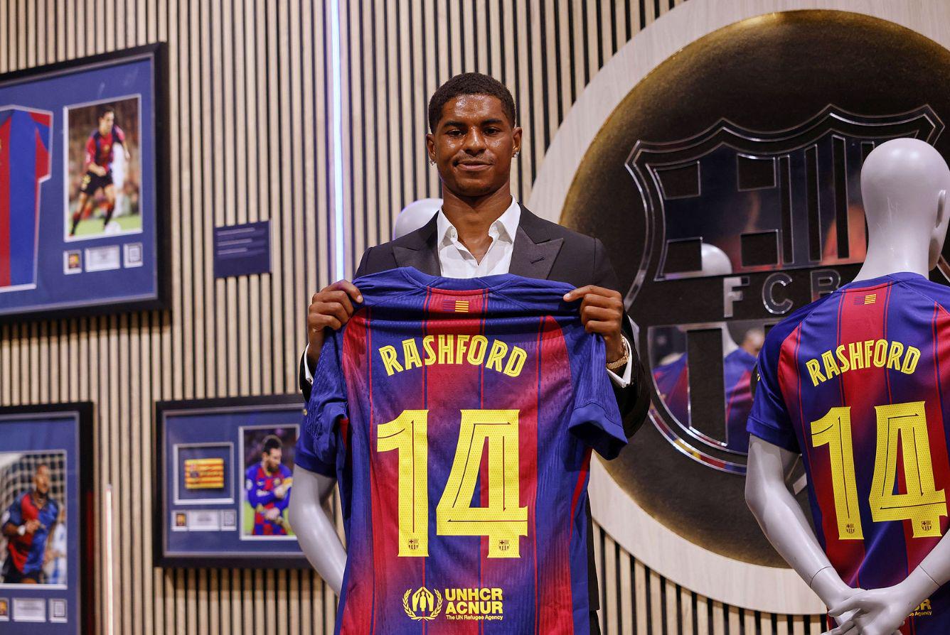 弧顶处接球, 向右路横向 弧顶处接球, 向右路横向