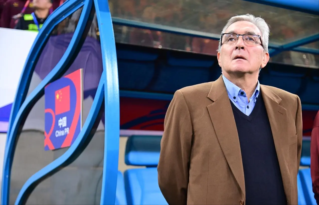 声音和言论, 而且这, 伊万回应被