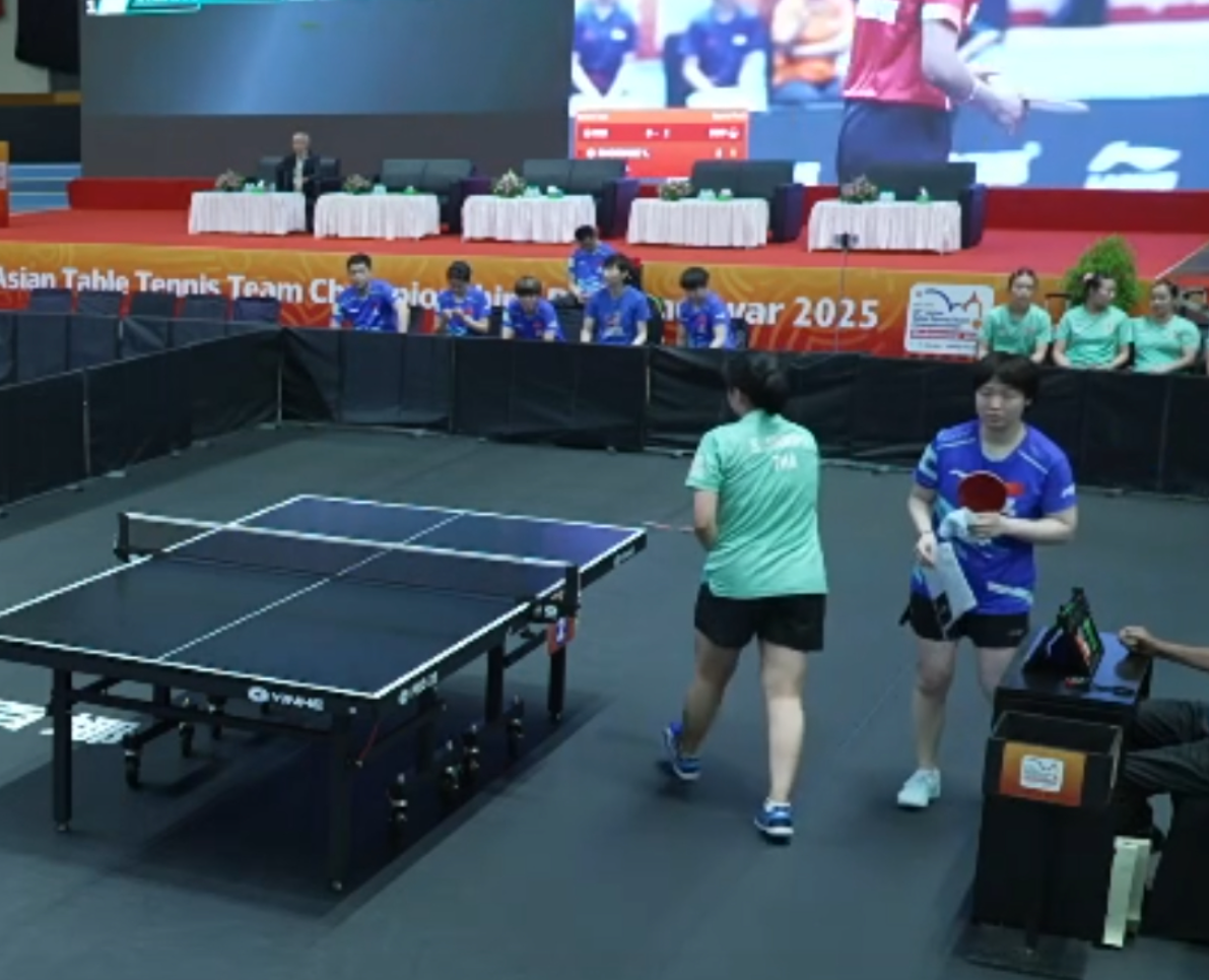 太多了, 以迅速调整, 女团对阵泰 太多了, 以迅速调整, 女团对阵泰