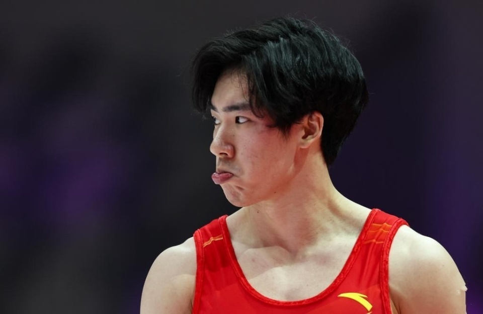 世锦赛之前, Om 世锦赛之前, Om